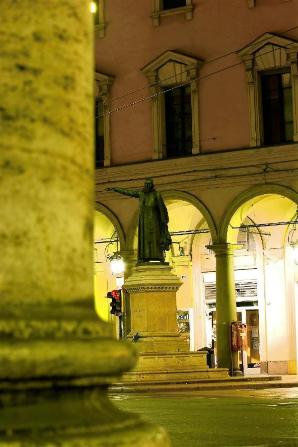 Galleria Del Toro Apartments ボローニャ エクステリア 写真